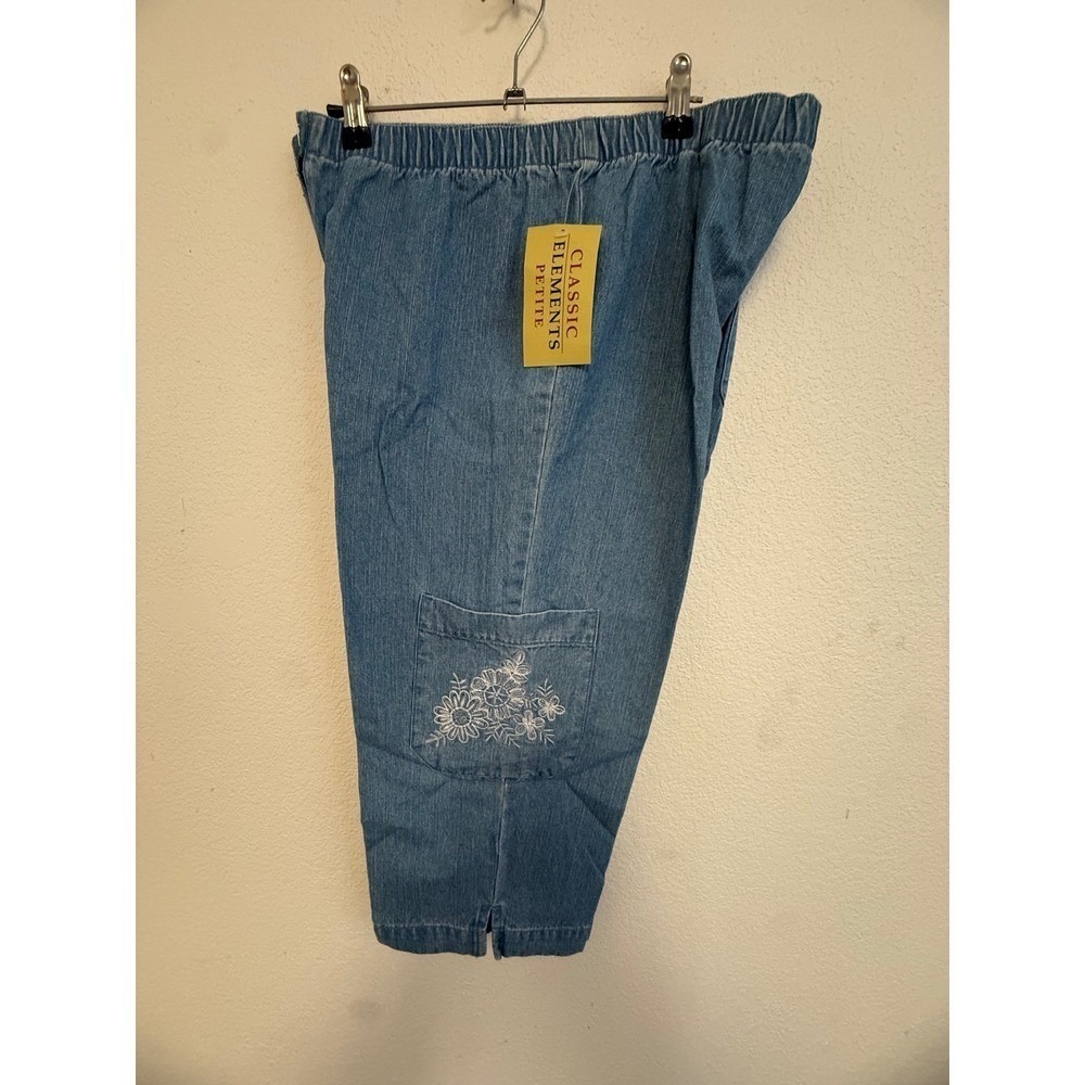 Classic Elements Petite 10P Embroidered Cargo Crop Jeans Light Wash Denim NWT